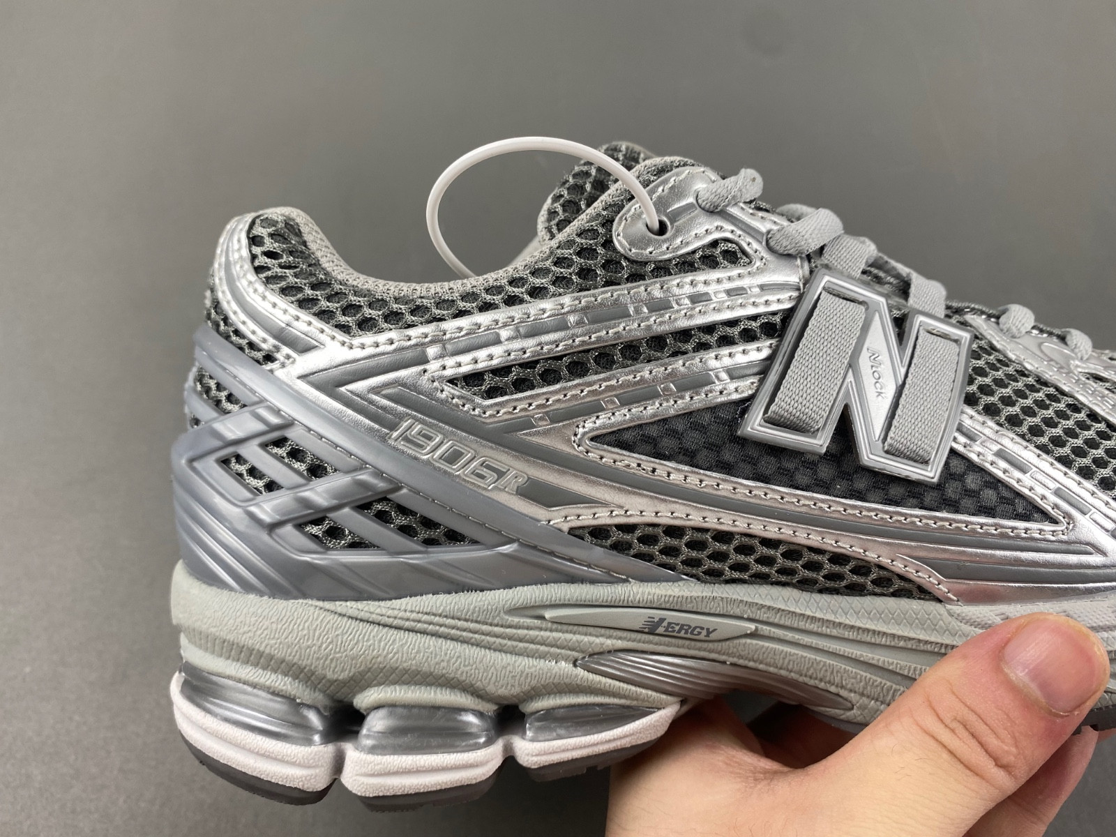 New Balance M1906REH