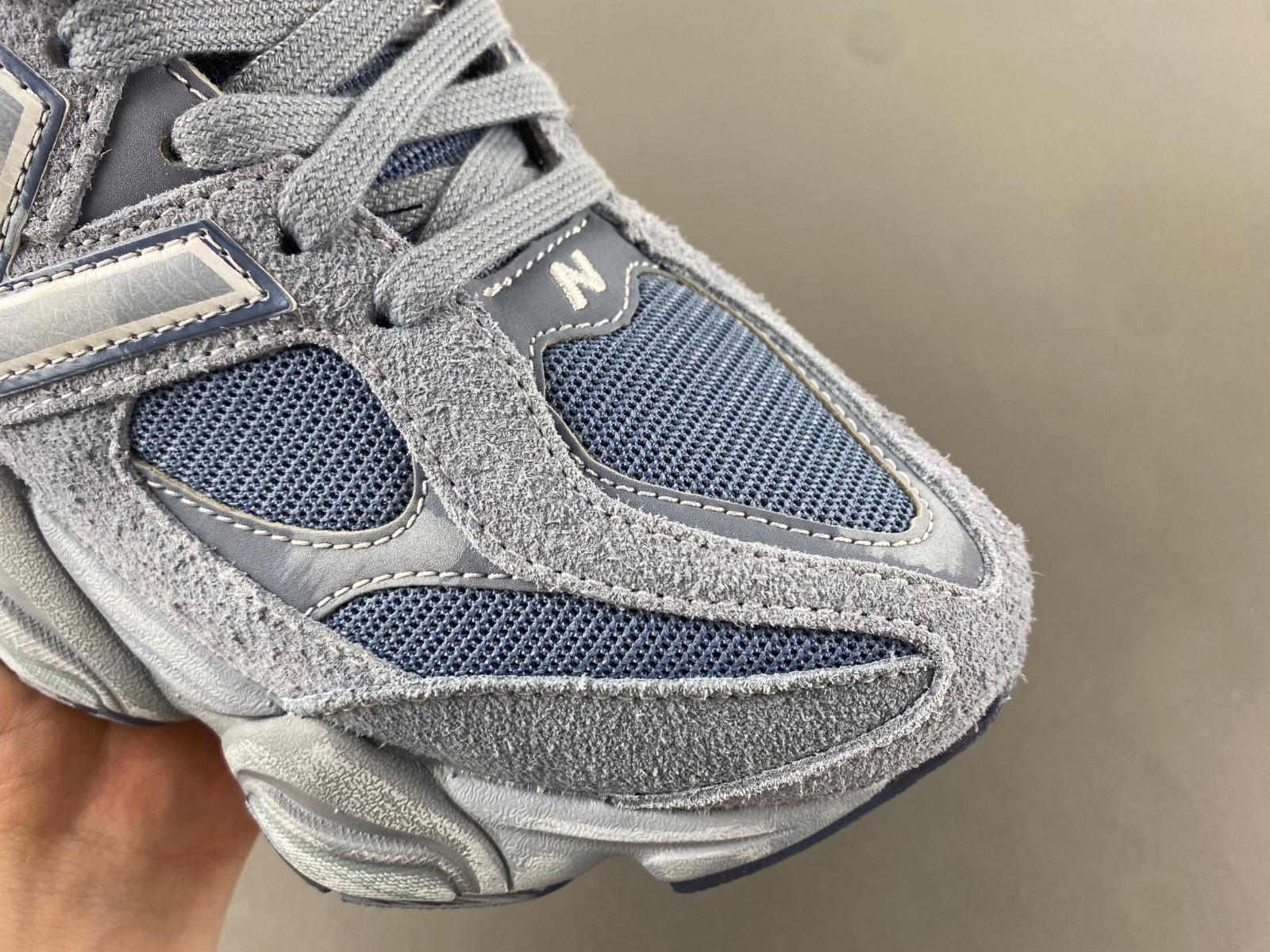 New Balance 9060 U9060IB