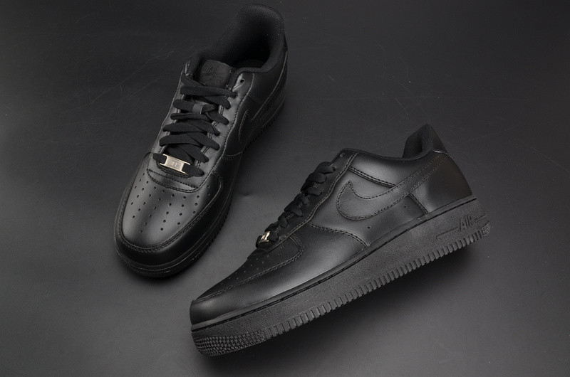 Nike Air Force 1 07 Triple Black 315122-001