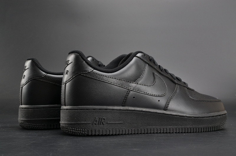 Nike Air Force 1 07 Triple Black 315122-001