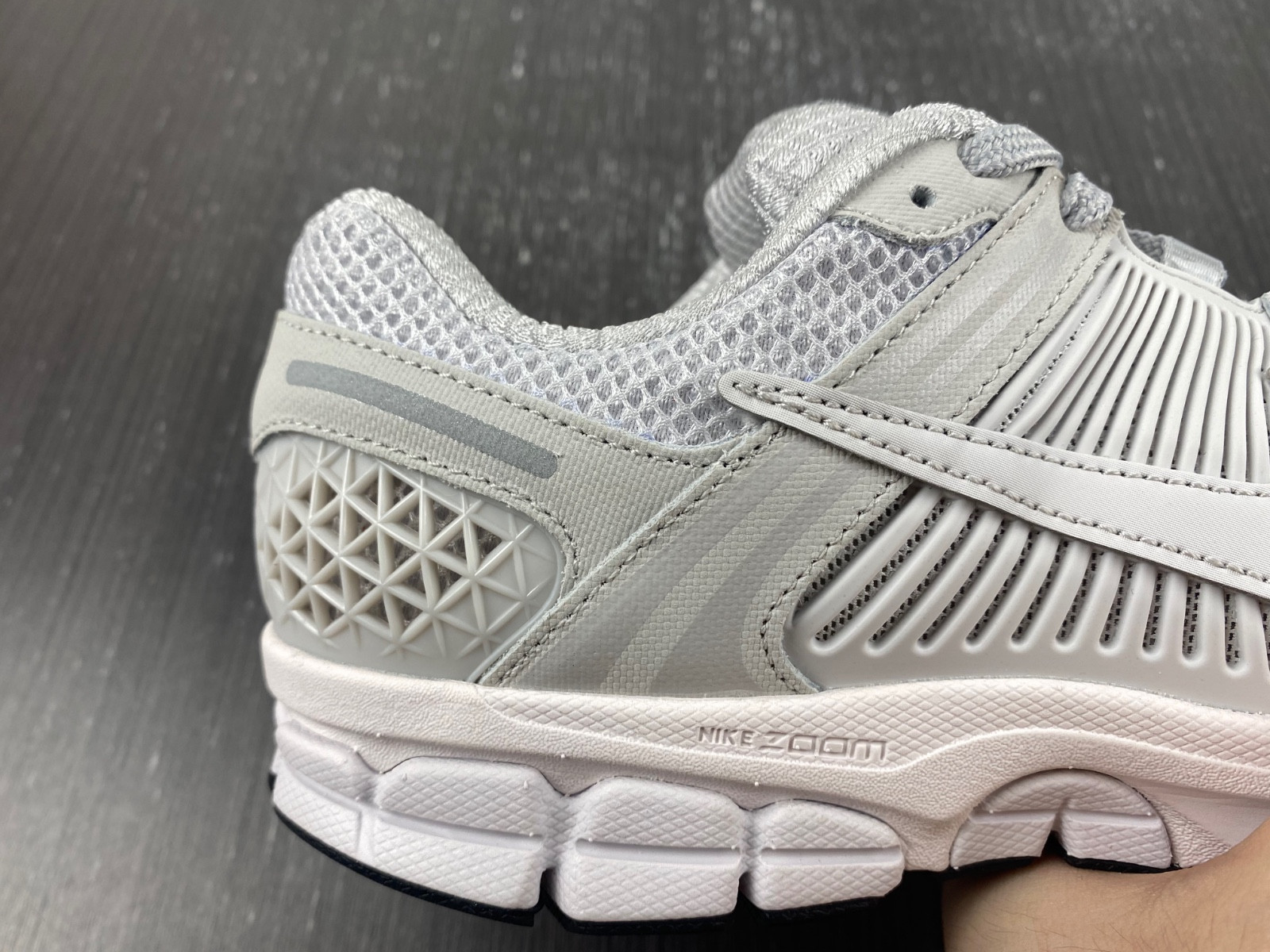 Nike Zoom Vomero 5 BV1358-001