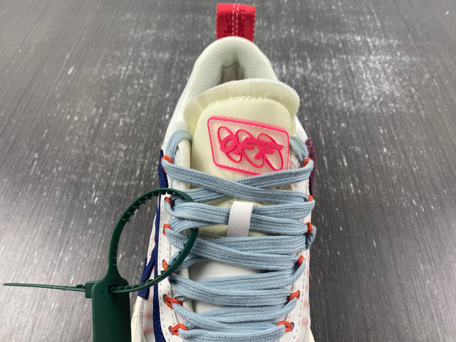 Off White ODSY-1000 Sneaker