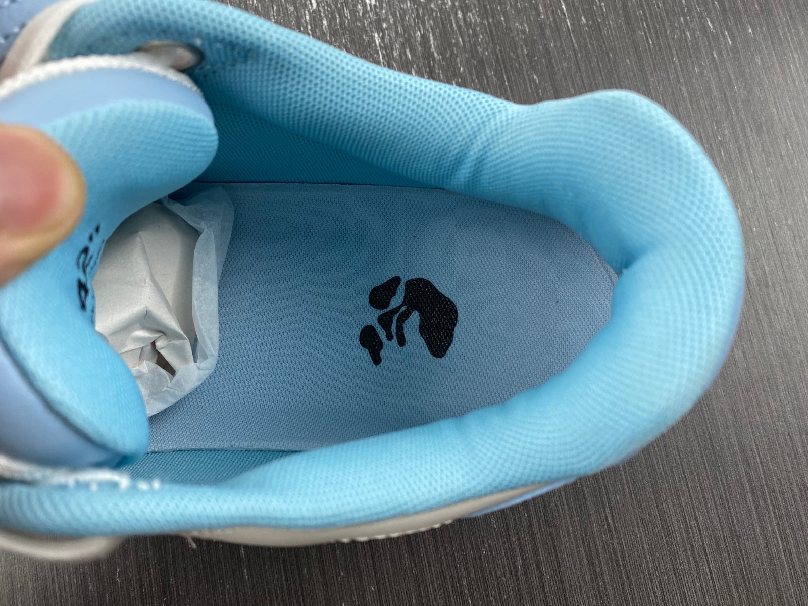 Off White GYM Sneaker