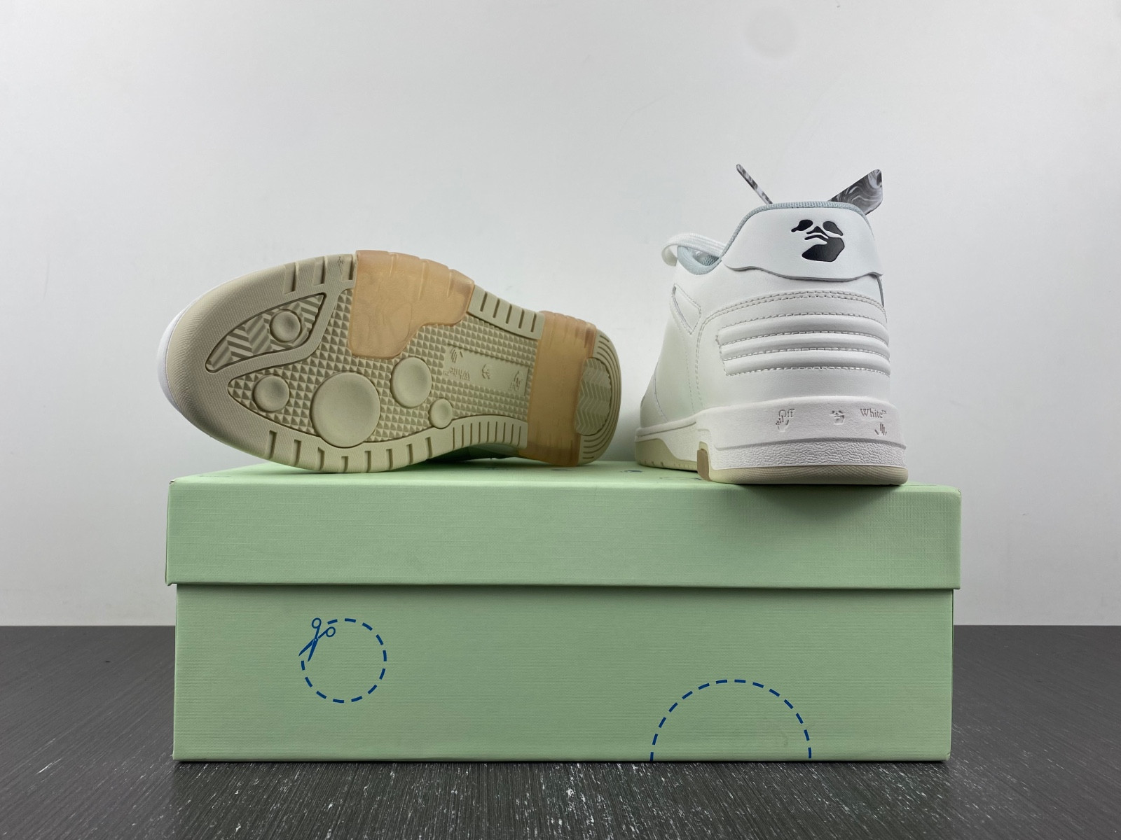 Off White GYM Sneaker