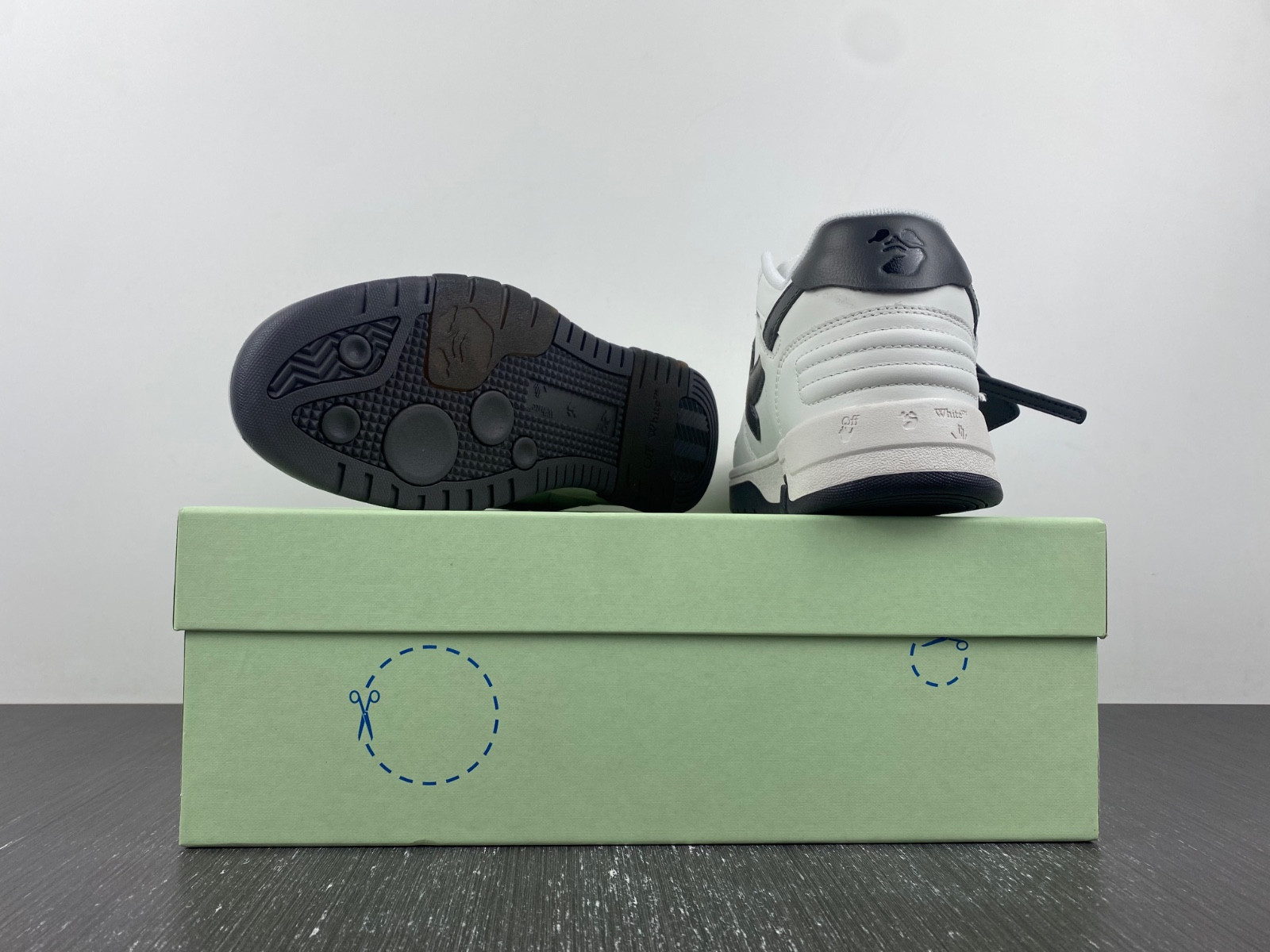 Off White GYM Sneaker