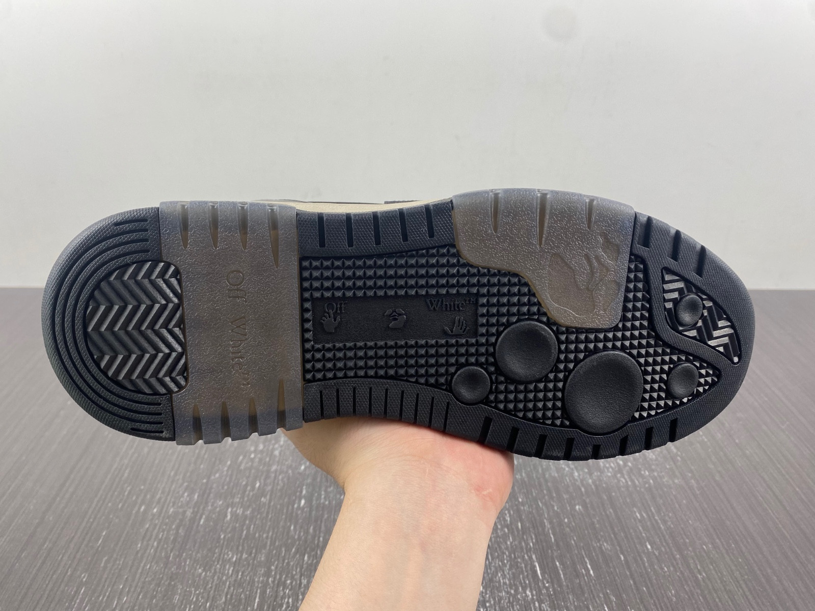 Off White GYM Sneaker