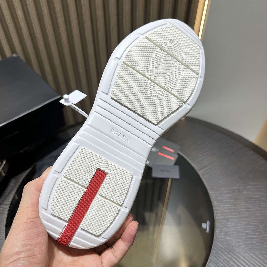 PA Low Sneakers