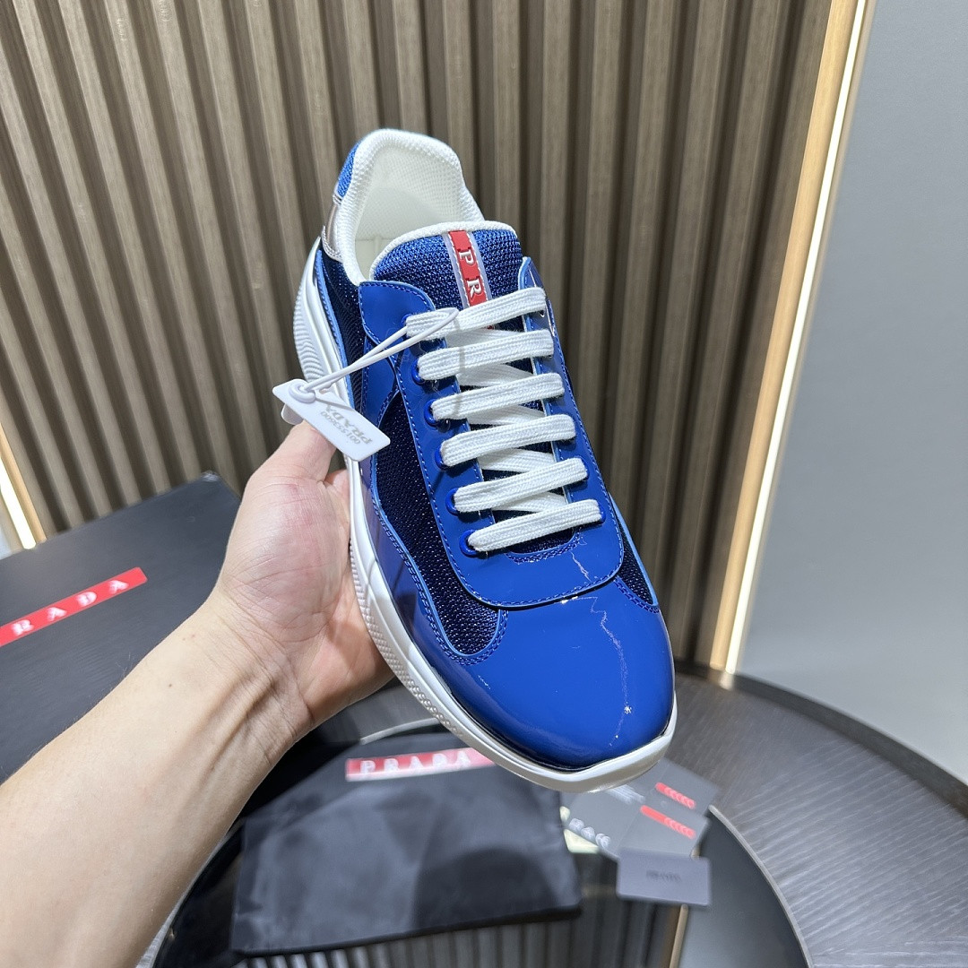 PA Low Sneakers