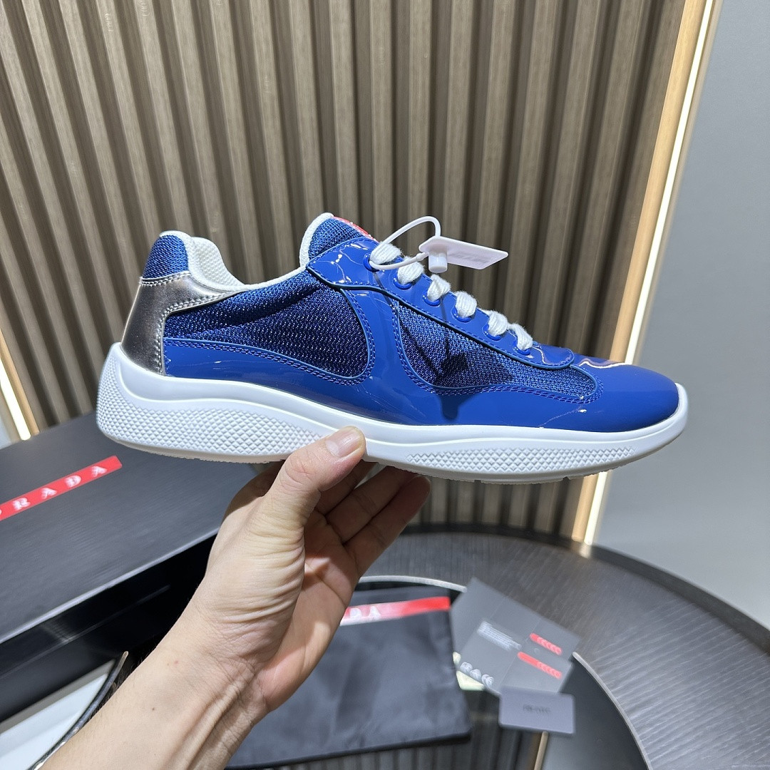 PA Low Sneakers