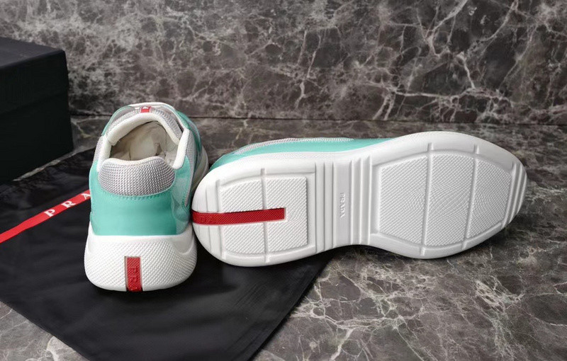 PA Low Sneakers