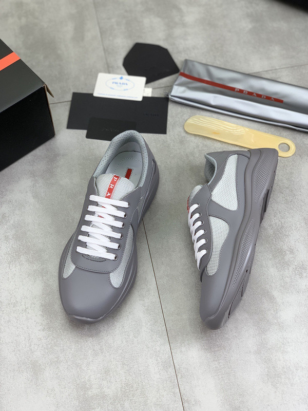PA Low Sneakers