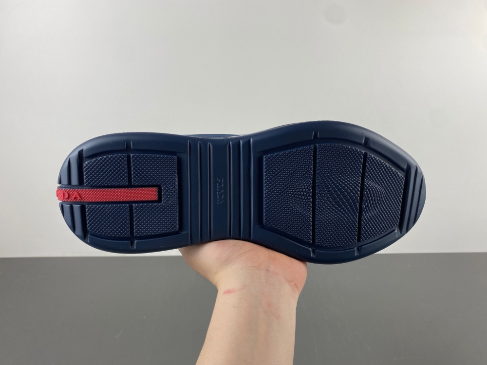 PA Low Sneakers