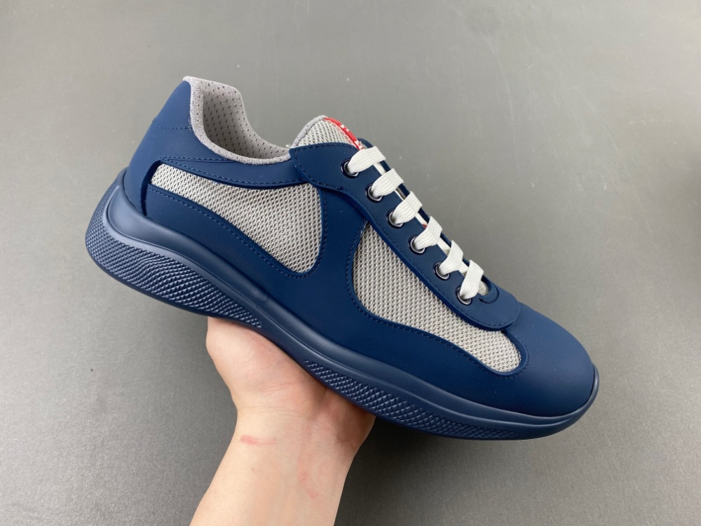 PA Low Sneakers