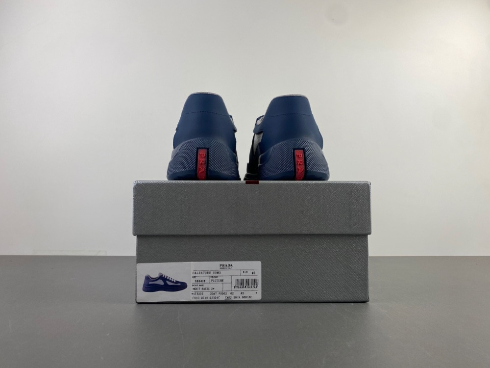 PA Low Sneakers