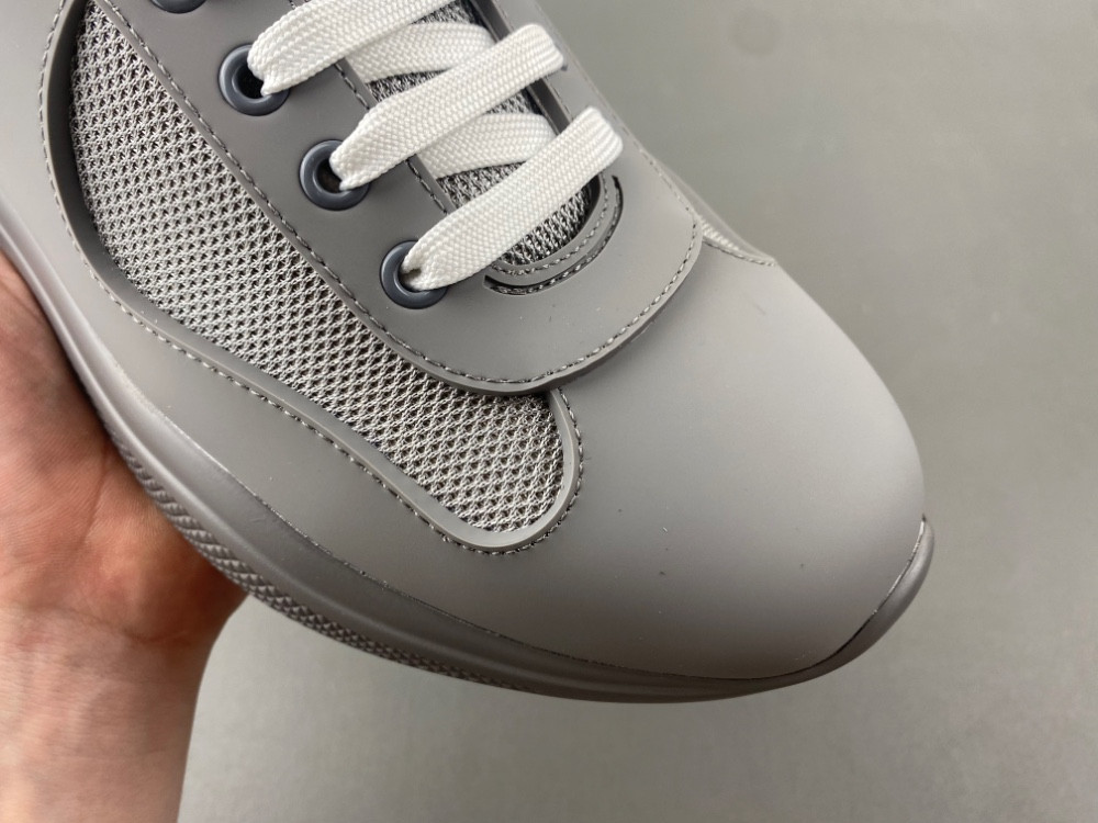 PA Low Sneakers