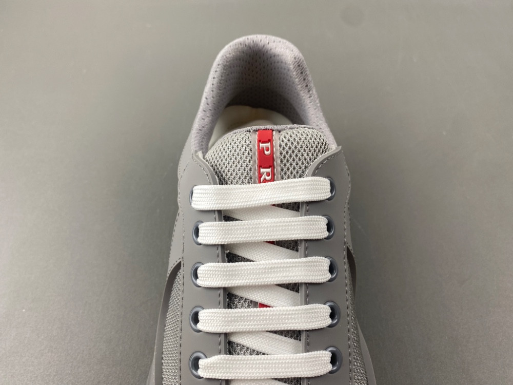 PA Low Sneakers