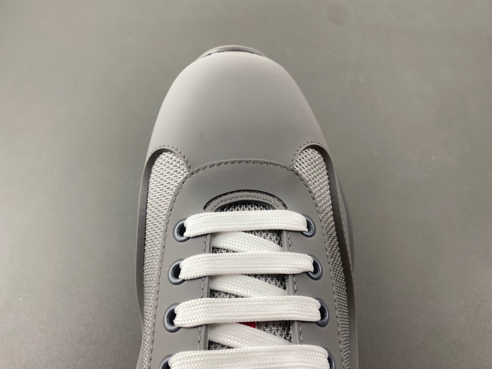 PA Low Sneakers