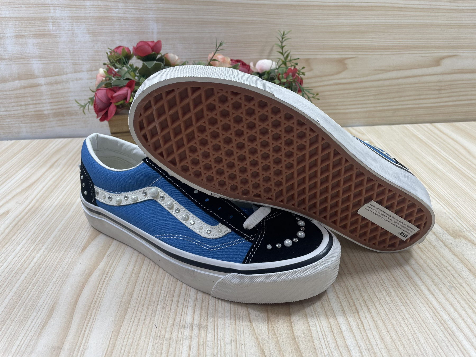 VANS SNEAKERS VS-004