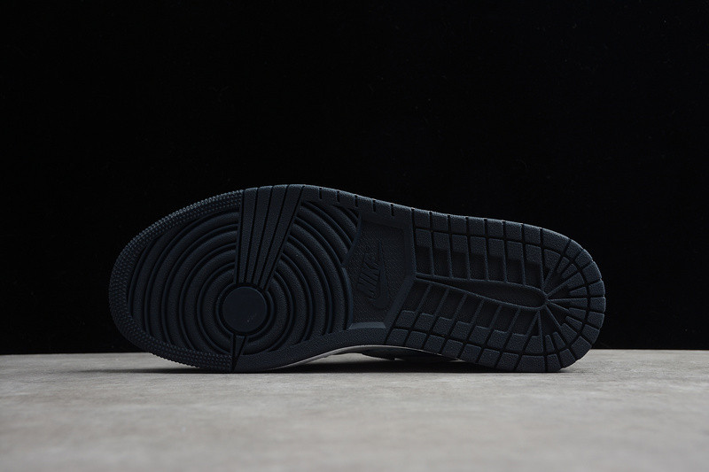 Air Jordan 1 Low Washed Denim CZ8455-100