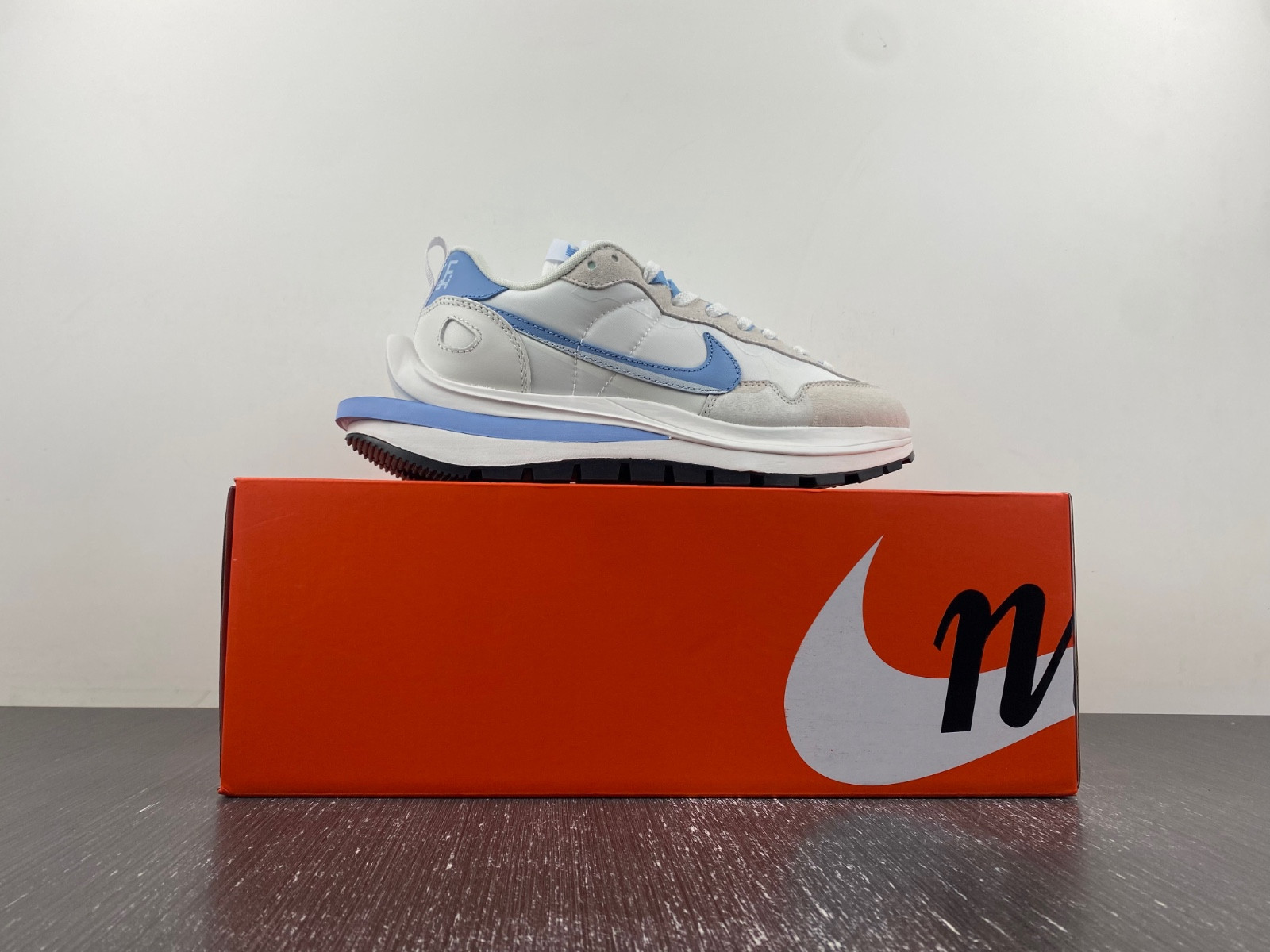 Sacai x Nike DD1875-112