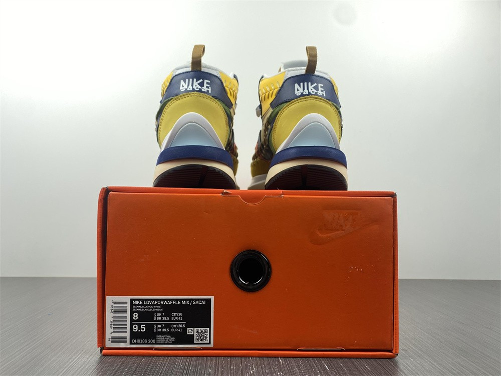 Nike Vaporwaffle sacai Jean Paul Gaultier Sesame Blue  DH9186-200