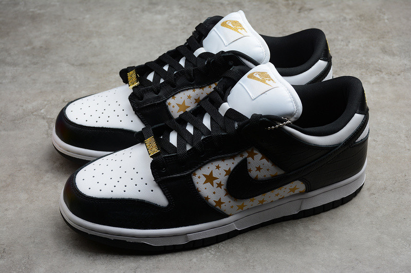Sup x Nike SB Dunk Low “Stars” DH3228-102