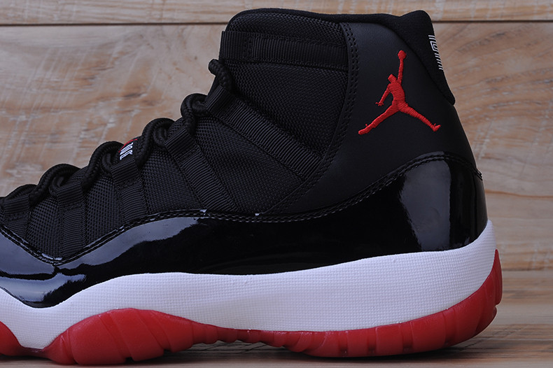 AIR JORDAN 11 RETRO (2012) Bred 378037-010