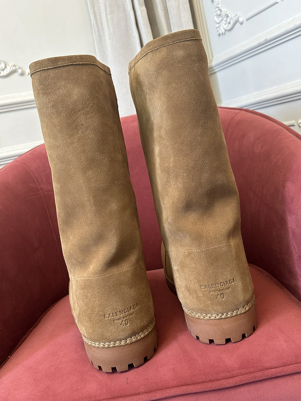 Ba*len*cia*ga boots